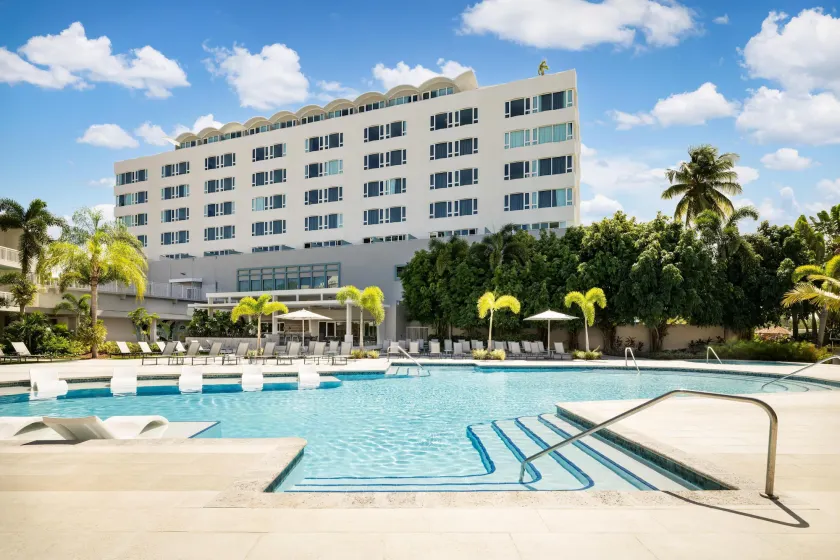 Hyatt Centric San Juan Isla Verde - Image 1