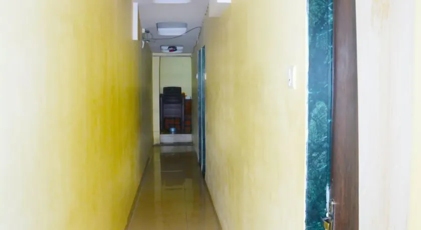 Hotel National Residency - Hall