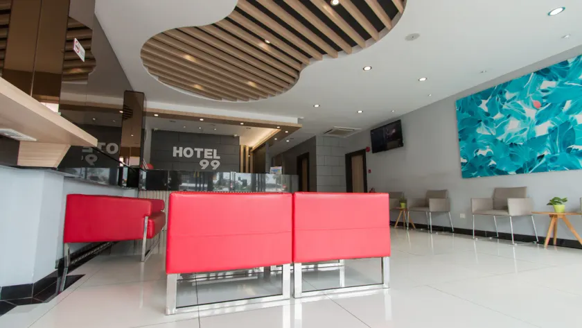 Hotel 99 SS2 Petaling Jaya - Image 1