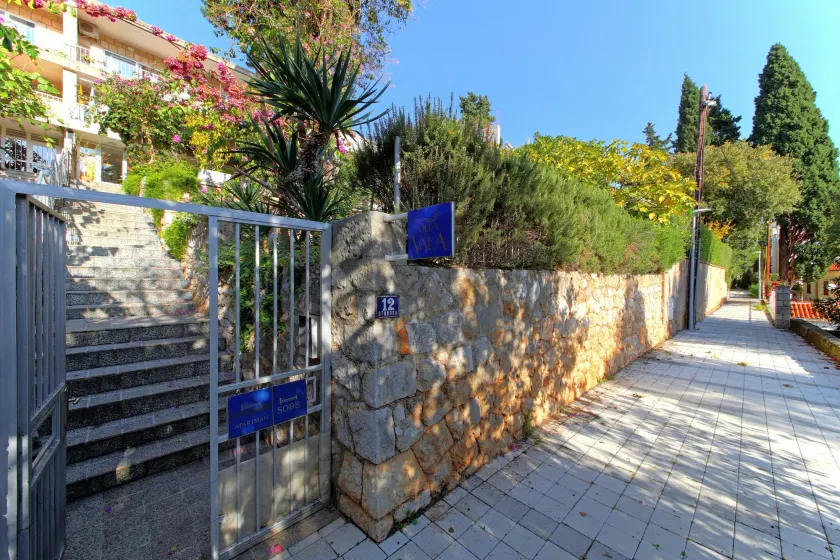 Vila Vala - Image 1