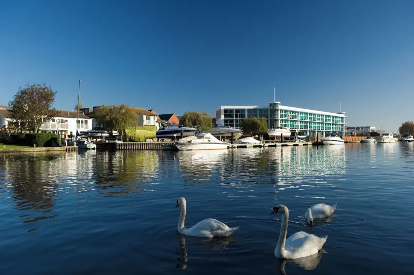 Captain's Club Hotel & Spa - Image 1