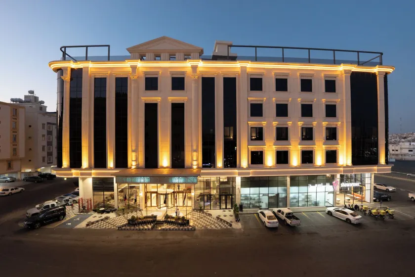 فندق الودق ALwadaq Hotel - Image 1