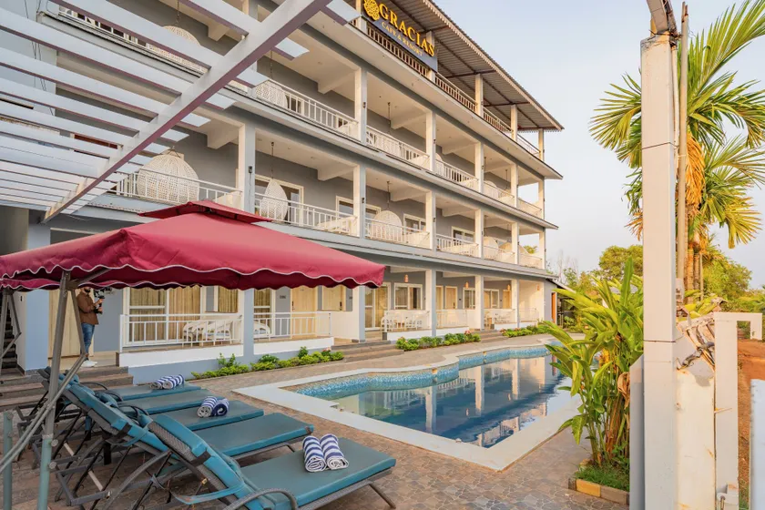 Alaya Stays Gracias Retreat near Ashvem Beach 3 minutes Walk From The Beach - Image 1