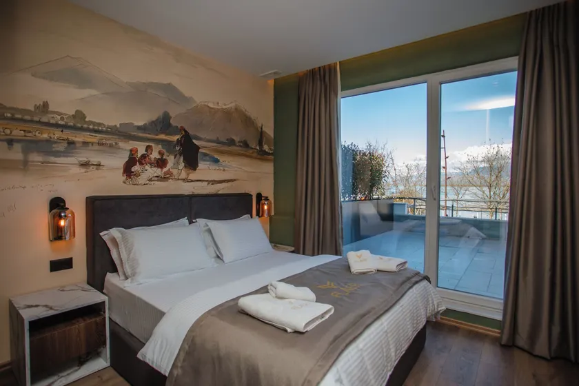 Hotel Flaer - Image 1