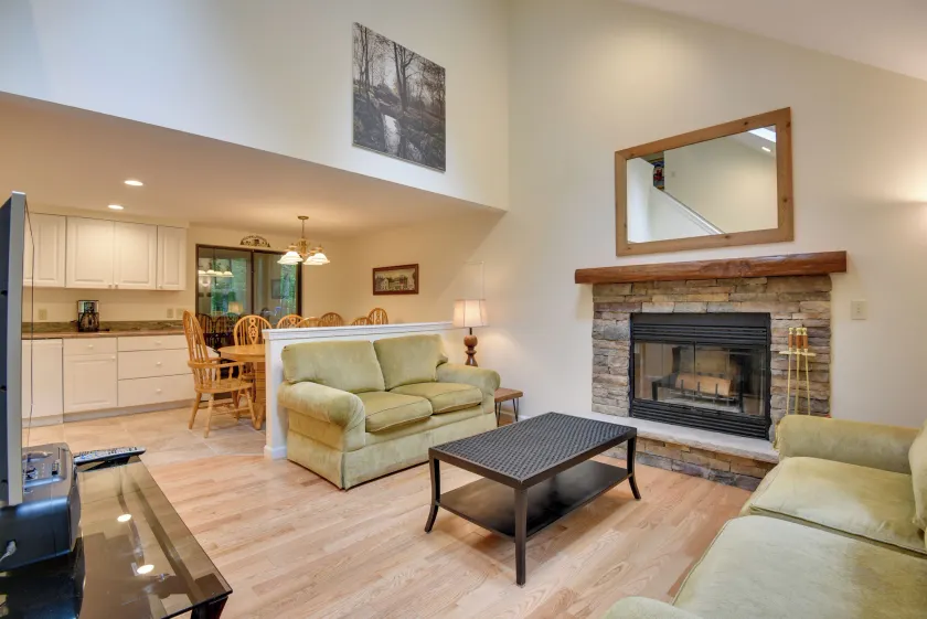 Deck & Fire Pit: Pocono Lake Home Near Skiing! - Image 1