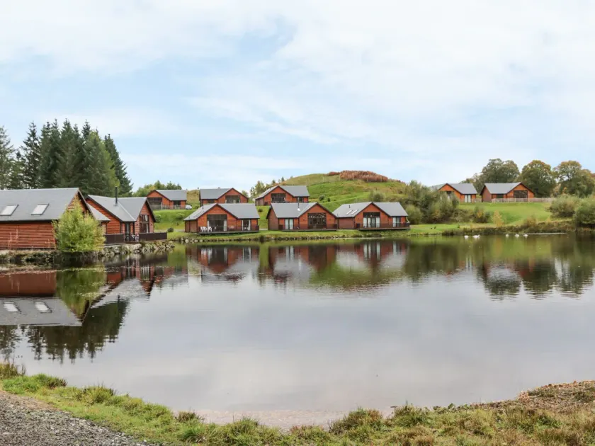 Burnside Lodge Lodge 1, Glengoulandie - Image 1
