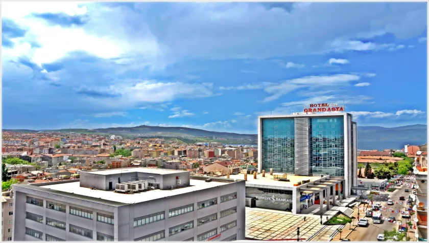 Grand Asya Hotel - Image 1