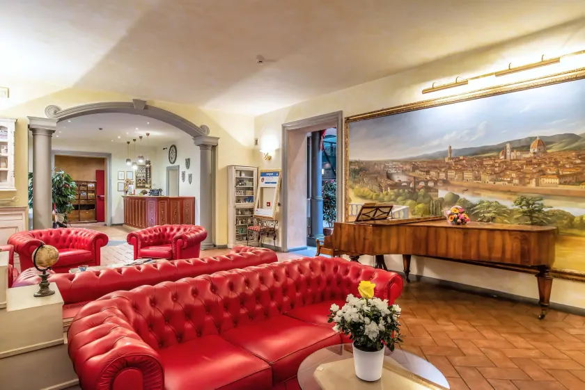 Hotel Alba Palace - Image 1