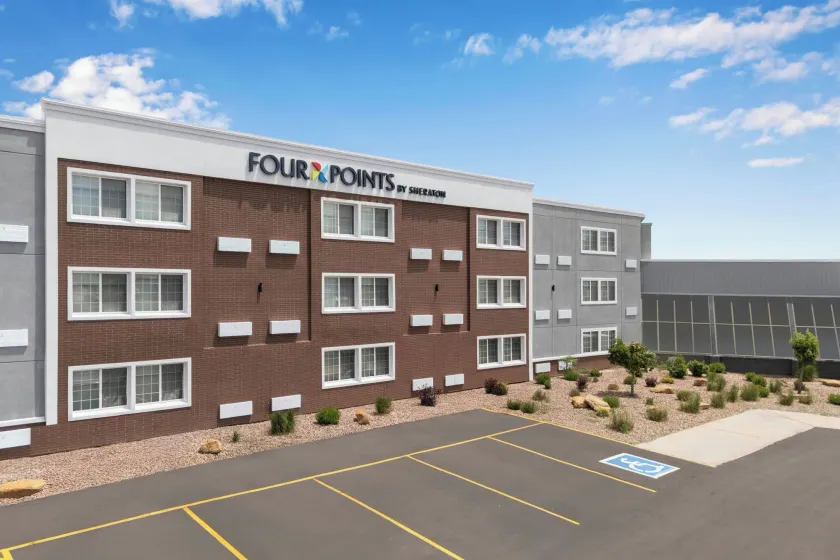 Four Points by Sheraton Rock Springs - Image 1