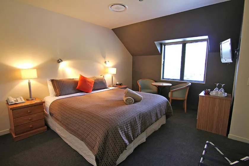 Drifters Inn - Image 1