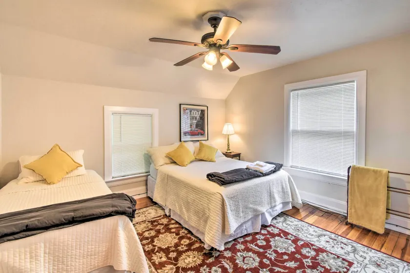 Cozy Unit w/ Patio: Walk to Dining, Lake Elkhart! - Interior