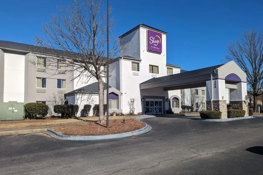 Sleep Inn Pelham Oak Mountain - Image 1