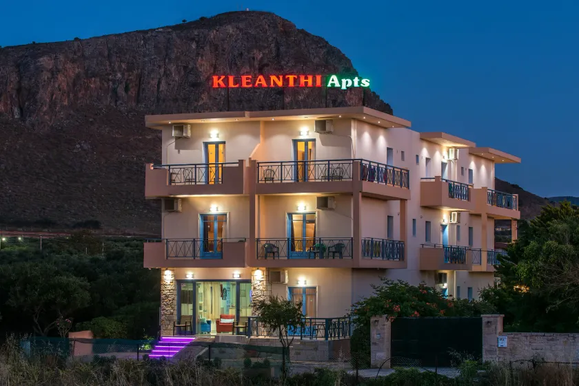 Kleanthi Apartments - Image 1