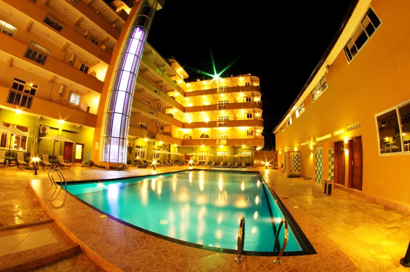 Seascape Hotel - Image 1