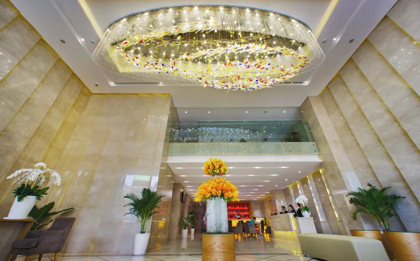 Rosaka Nha Trang Hotel - Image 1
