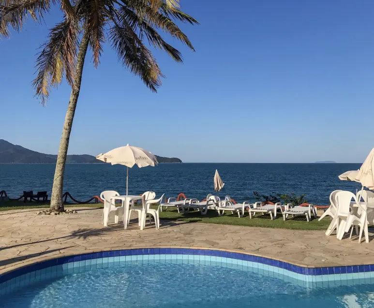 Brisa Hotel - Image 1