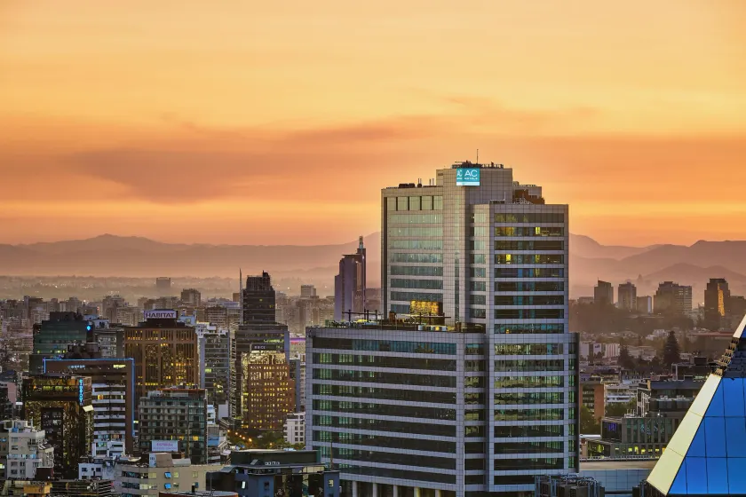 AC Hotel by Marriott Santiago Cenco Costanera - Image 1