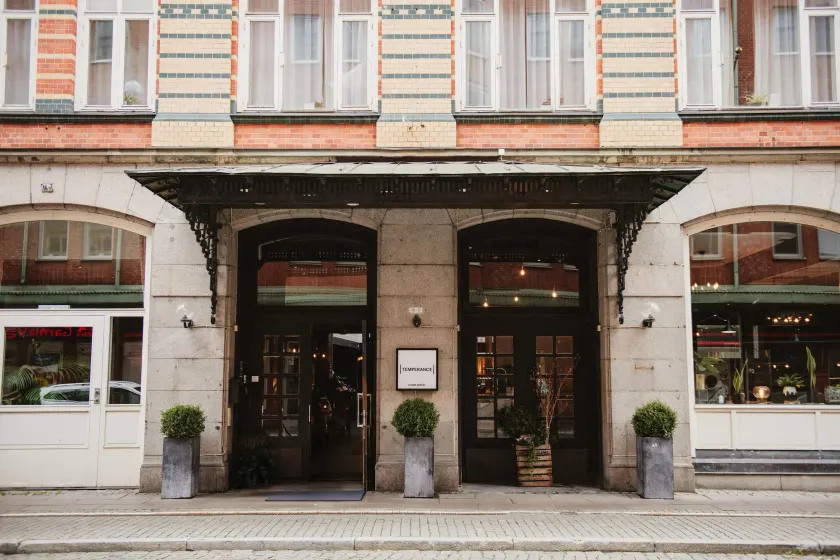 Home Hotel Temperance - Image 1
