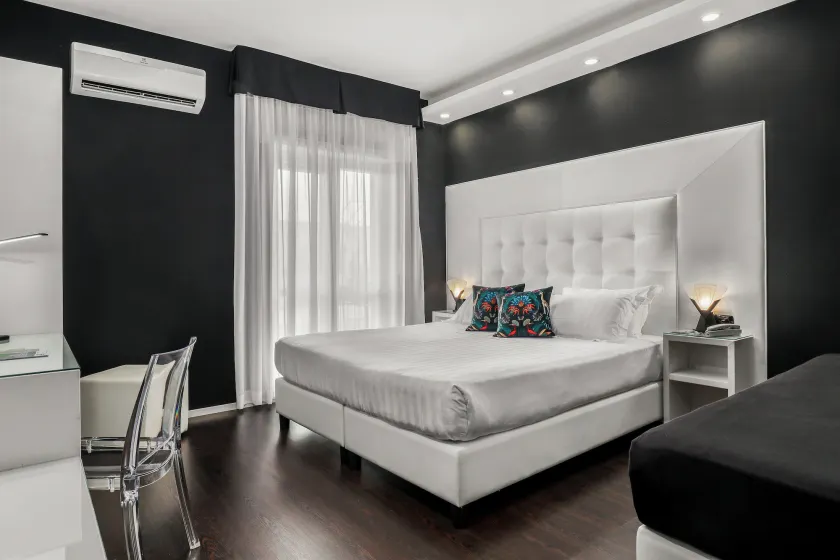 Reggia Suite Spa Hotel - Image 1