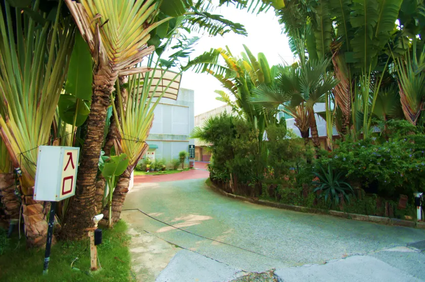 Beveriy Garden Motel - Image 1