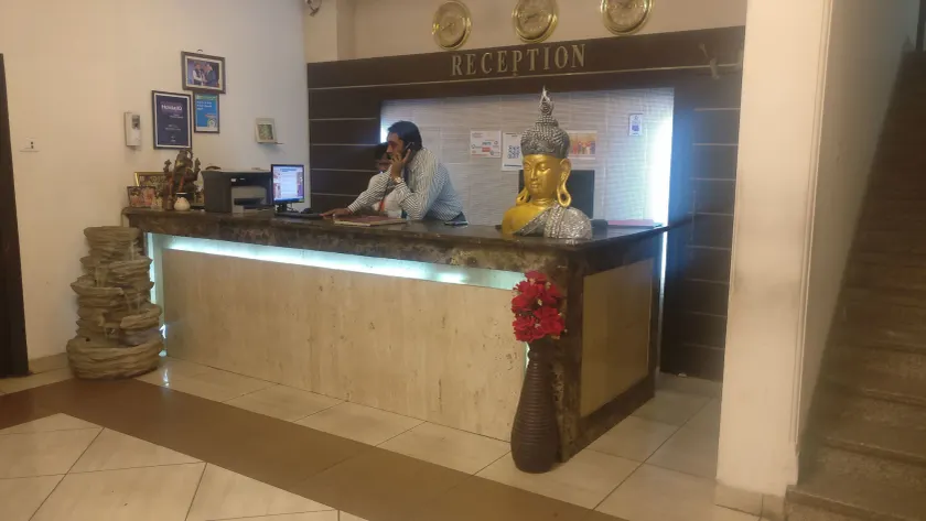 Hotel Mansarover Paradise - Image 1