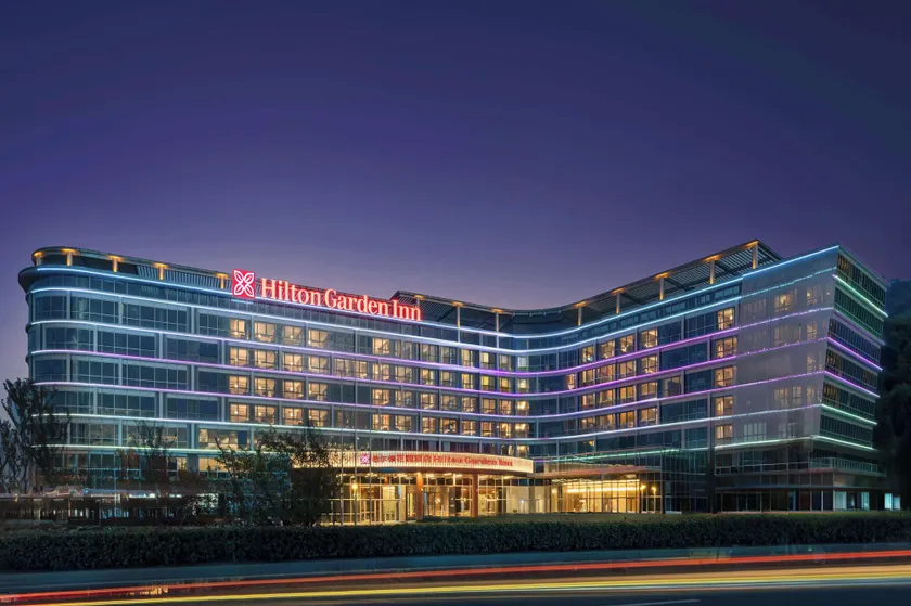 Hilton Garden Inn Huzhou High-Speed Railway Station - Image 1
