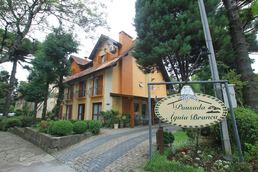 Pousada Águia Branca - Image 1