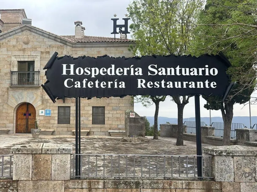HOSPEDIUM GL PARADOR VIRGEN DE LA CABEZA - Image 1