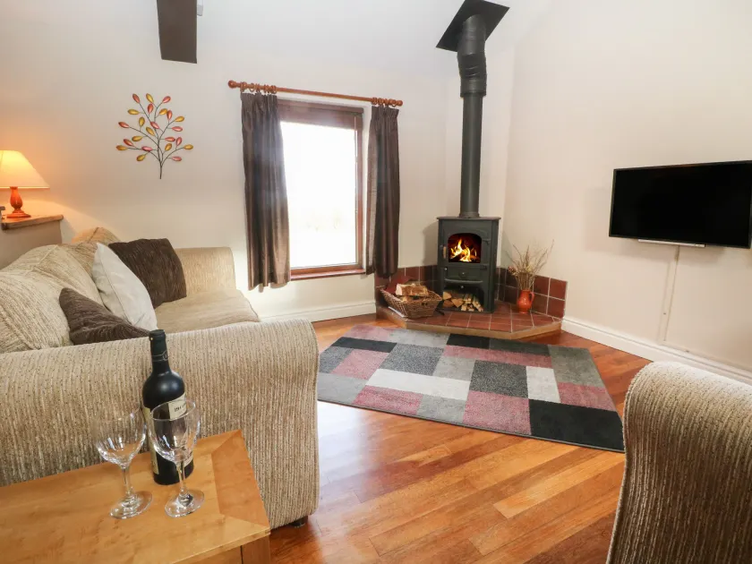 Horse Mill Lodge - Image 1
