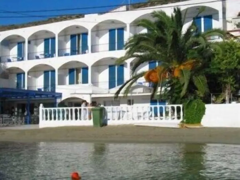 Knossos Hotel - Image 1