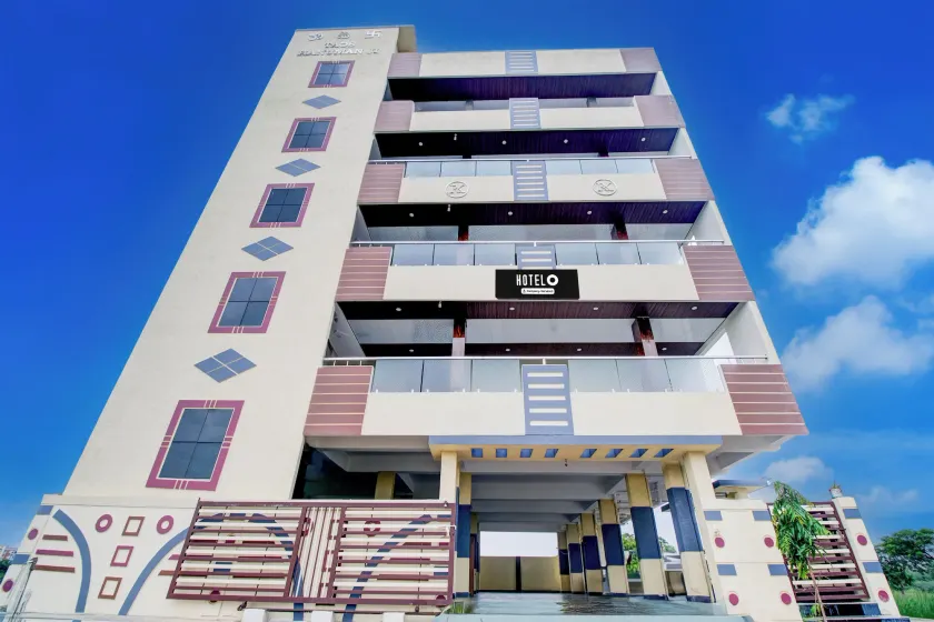 Hotel O Ramavarapadu Near PVR Icon - Image 1