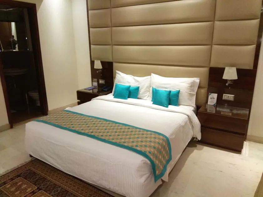 The Legend Inn - New Delhi - Image 1