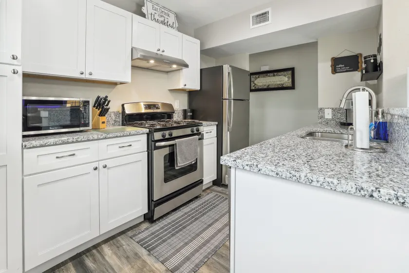 Spacious San Antonio Retreat w/ Private Patio! - Innvendig