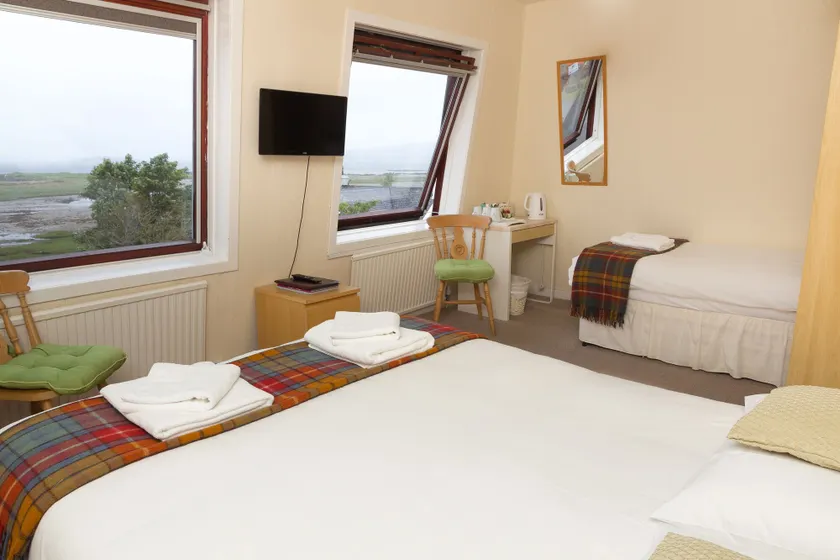 Hebridean Inn - Image 1