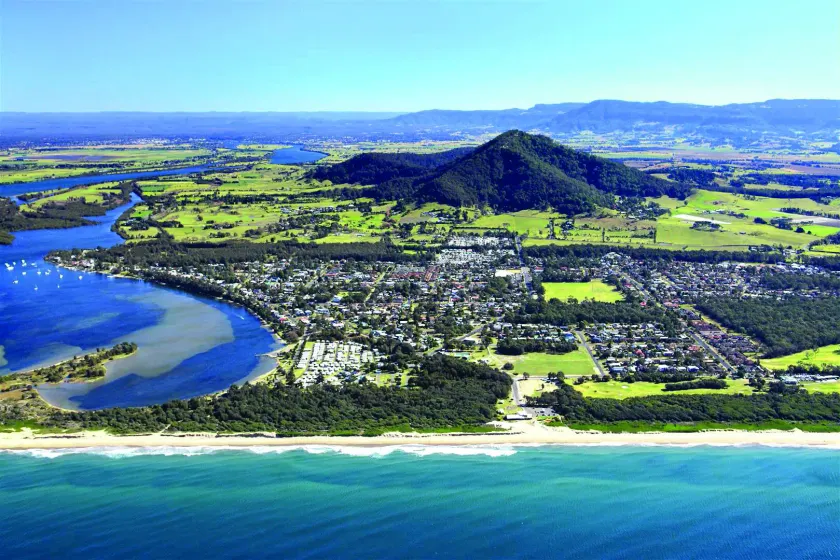 Shoalhaven Heads Village - Image 1