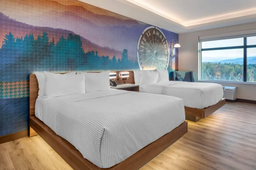 Cambria Hotel Pigeon Forge - Image 1