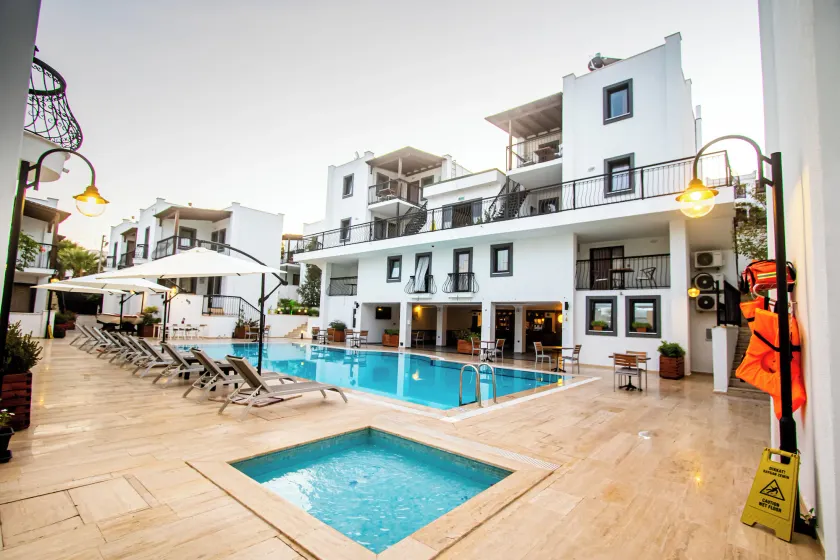 Modern Life Hotel Bodrum - Image 1