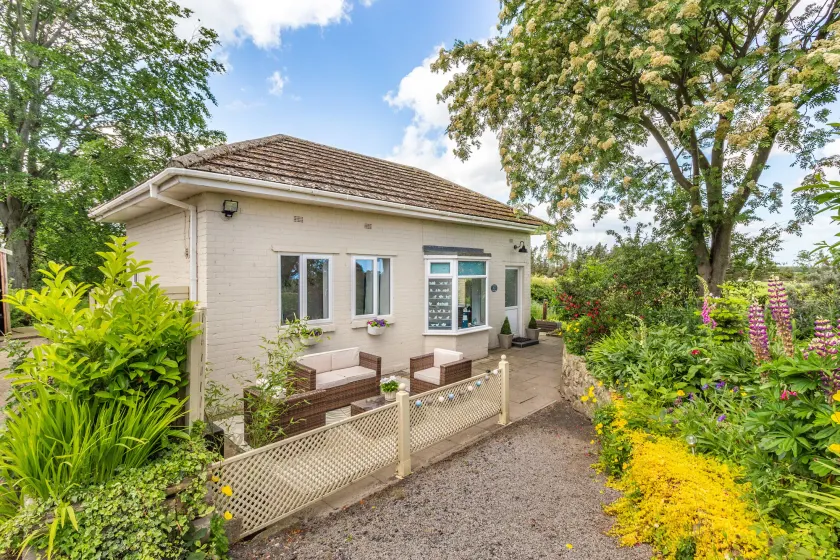 Bracken Barn Cottage - Image 1
