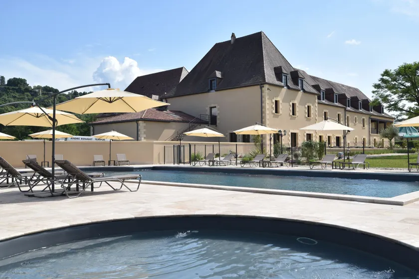 Hotel Le Perigord - Image 1