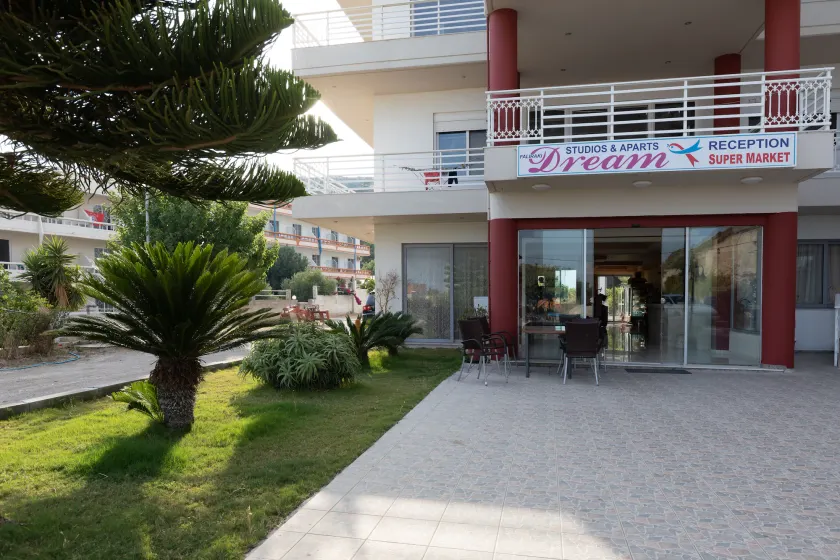 Faliraki Dream Studios & Apartments - Image 1