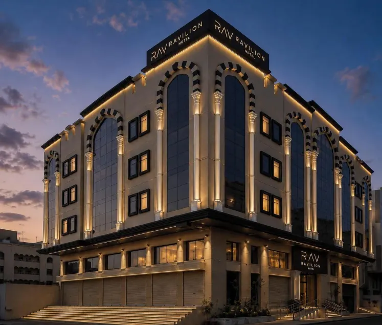 Ravilion Hotel Makkah فندق رافيليون مكة - Image 1
