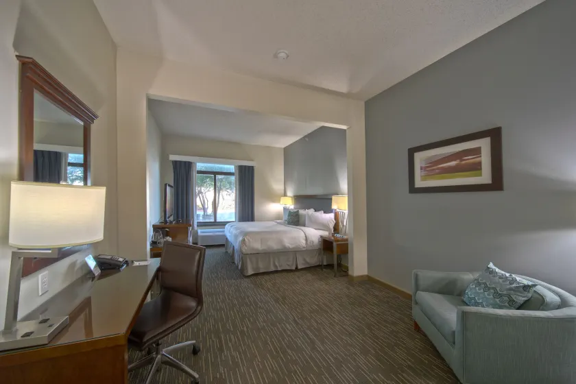 Wingate by Wyndham and Williamson Conference Center - Image 1