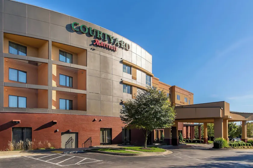 Courtyard by Marriott Lexington Keeneland/Airport - Image 1
