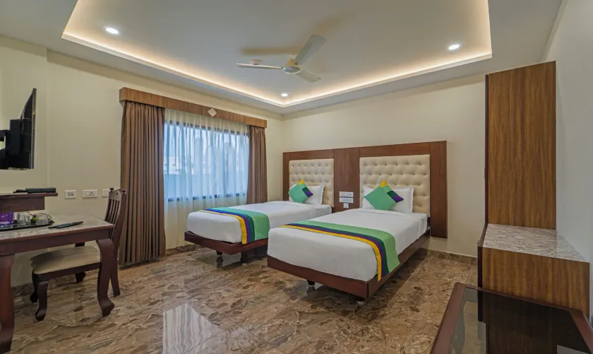 Treebo Aaravi Residency, 800 Mtrs From Promenade Beach - Image 1