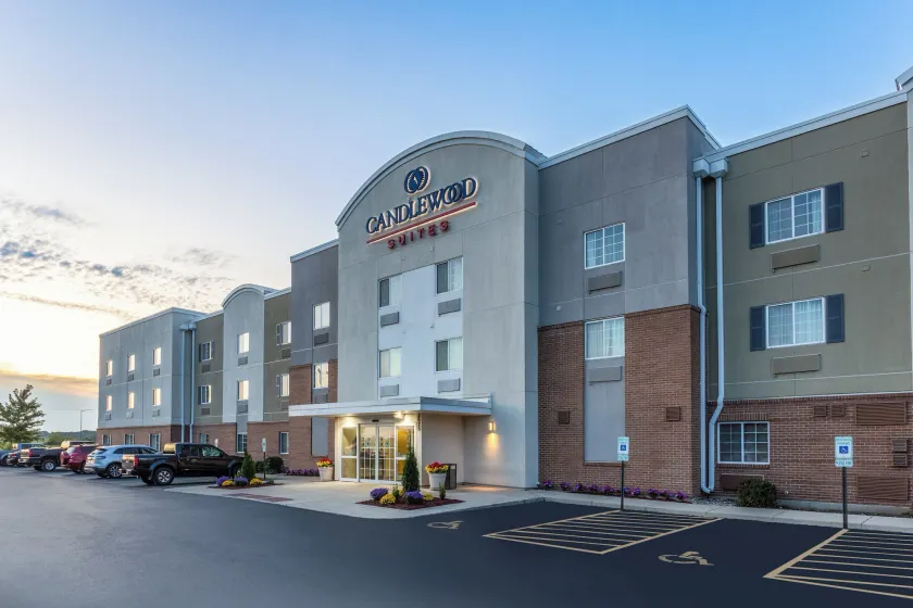 Candlewood Suites Aurora-Naperville by IHG - Image 1