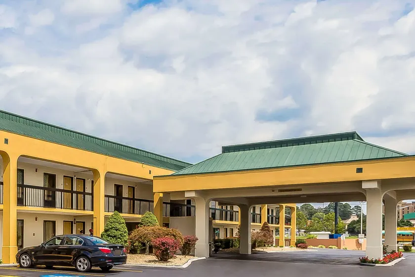 Rodeway Inn Knoxville East - Image 1