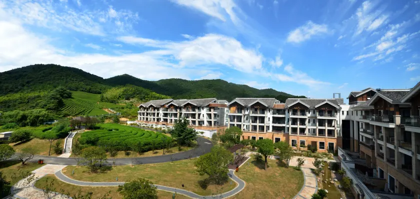 Yangming Springs and Spa Resort - Image 1