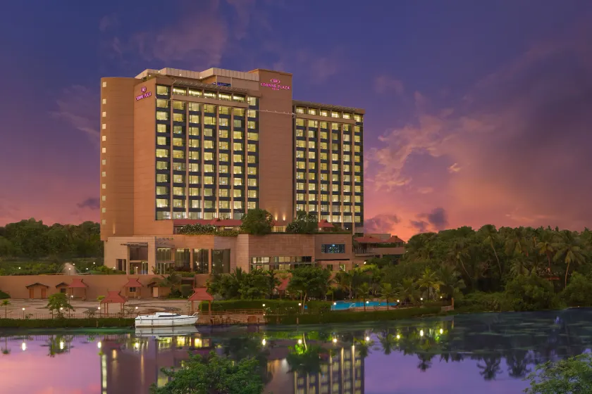 Crowne Plaza Kochi by IHG - Image 1