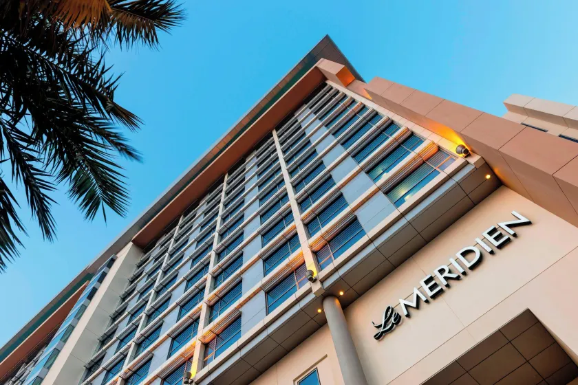 Le Meridien City Centre Bahrain - Image 1