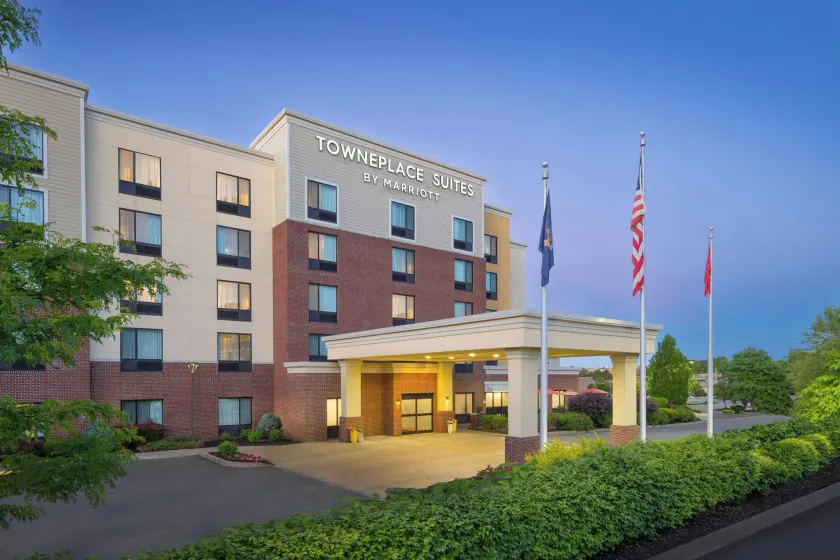 TownePlace Suites by Marriott Latham Albany Airport - Image 1